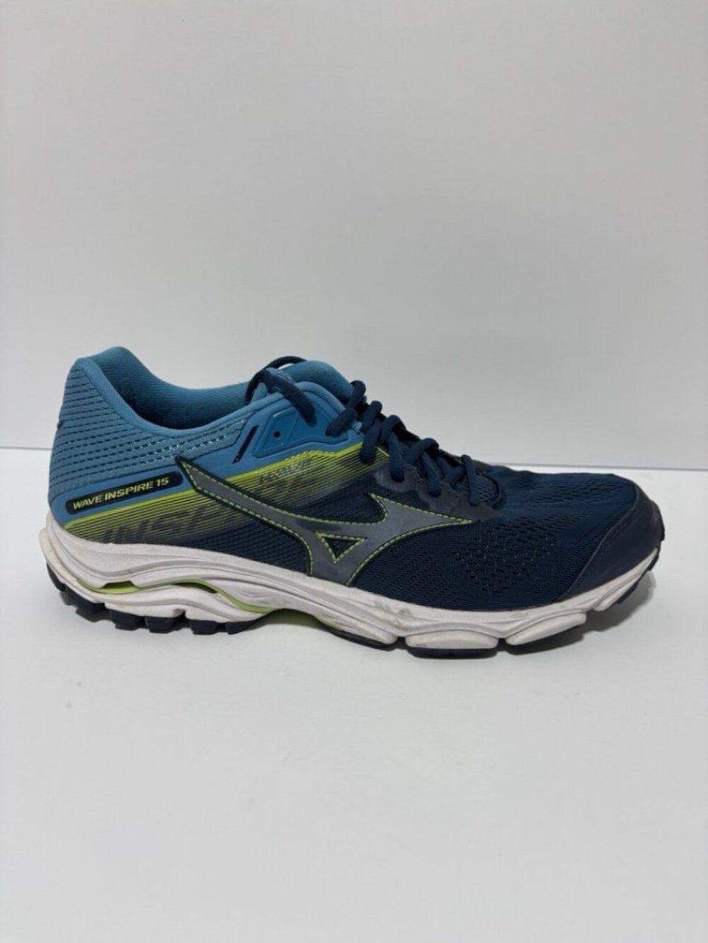 Mizuno Men’s Wave Inspire 15 Blue Running Shoes, Size 11 M